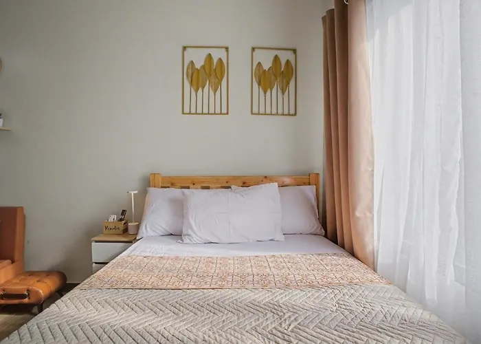 Comfy Self Check-in Near Naia Airport Appartement *